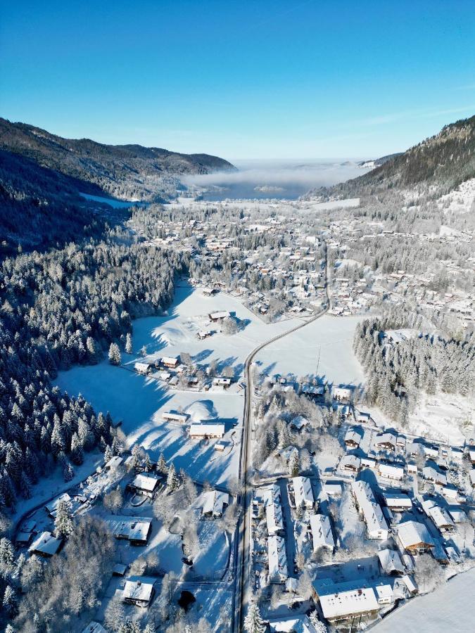 Alpenoase Schliersee - Grosse Suite Mit Sauna Oder Gemuetliche Studio Appartements Eksteriør bilde